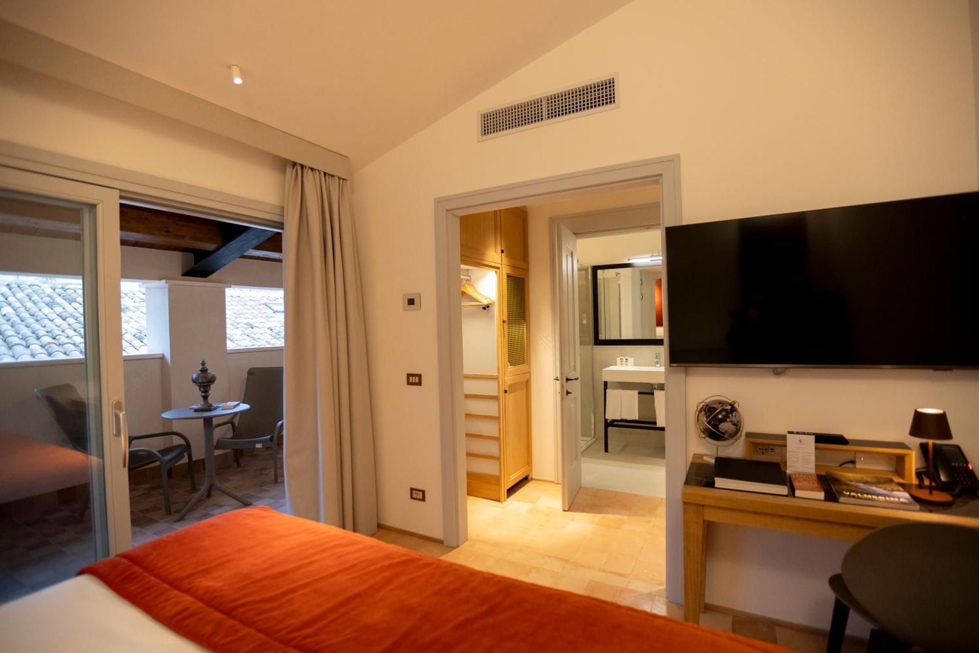 Casa Bianconi Hotel Norcia Bagian luar foto
